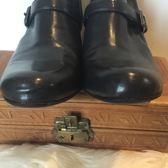 FRANCO Sarto "Ritzy" Gun Metal Gray/Black Pull On Heel Ankle Booties Size 8 - Picture 5 of 10